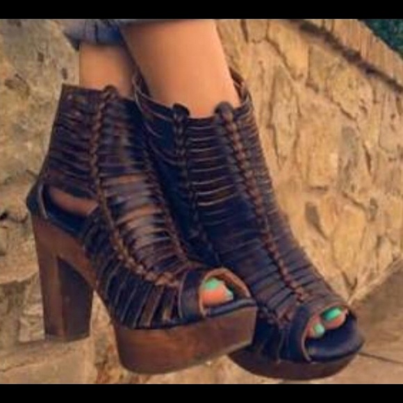 sbicca yani huarache sandals